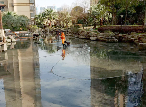 浔阳景观池淤泥清理