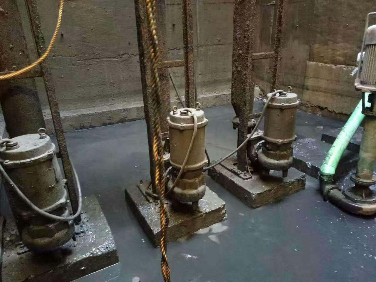 浔阳污水池清理